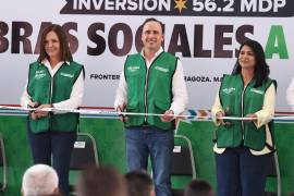 El gobernador Manolo Jiménez Salinas encabezó en Frontera la entrega simbólica de obras sociales por más de 50 millones de pesos como parte del programa Con Obras Sociales a Pasos de Gigante.
