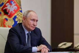 El presidente ruso Vladimir Putin encabeza una reunión de gabinete por videoconferencia en la residencia estatal Novo-Ogaryovo en las afueras de Moscú.