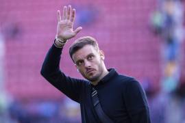 Martín Anselmi vuelve a sonar en la Liga MX y Pumas lo contempla como opción si Efraín Juárez no logra enderezar el rumbo en el Apertura 2025.