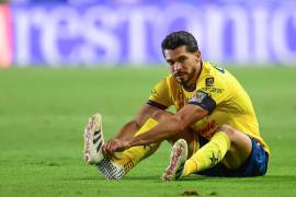 André Jardine no quiso arriesgar a su capitán y buscará alternativas ofensivas ante Cruz Azul.