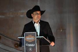 El gobernador recordó sus inicios políticos y habló sobre su gestión en Coahuila.