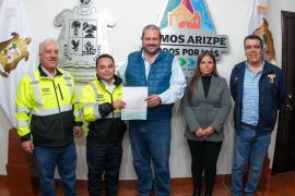 Por primera vez en la historia del municipio, se entregó el reconocimiento al Bombero del Mes.