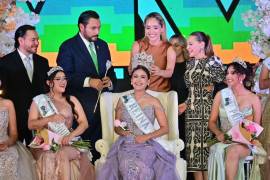 Carlos Villarreal encabezó el corte de listón con el que arrancó oficialmente la Feria Monclova 2026.