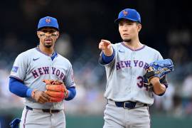 La directiva de los Mets de Nueva York inició una de las mayores reestructuraciones recientes en las Grandes Ligas al escuchar ofertas por casi toda su plantilla.
