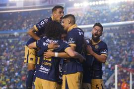 Los Pumas de la UNAM lograron una victoria crucial al vencer 1-0 al Club América en un partido marcado por la intimidación y los errores del equipo americanista.