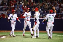 Charros de Jalisco celebra su pase a la final de la Serie del Caribe tras vencer a Puerto Rico.