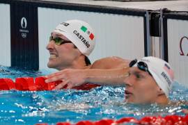 Gabriel Castaño, nadador mexicano, logró un hito histórico en los Juegos Olímpicos de París 2024 al superar al estadounidense Caeleb Dressel en los 50 metros libres durante las eliminatorias.