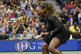 Serena Willliams gesticula durante el partido contra Danka Kovinic en la primera ronda del US Open en Nueva York.