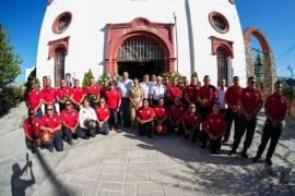El alcalde Tomás Gutiérrez Merino reconoció la labor de los integrantes del Cuerpo de Bomberos de Ramos Arizpe durante la celebración por su día.