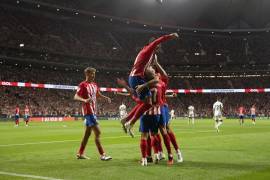 Antoine Griezmann y Álvaro Morata anotaron ante el Real Madrid en la victoria del Atlético durante el Derbi de España.
