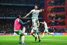 México protagonizó una remontada histórica en el Estadio Nemesio Diez, venciendo 4-0 a Honduras para asegurar su pase a las semifinales de la Concacaf Nations League.