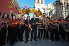 El tradicional corte de listón del Santuario de la Mariposa Monarca, se inauguró oficialmente el festival.