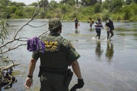 Autoridades de Texas y Coahuila trabajan de forma coordinada para la identificación de los cuerpos de personas ahogadas en el río Bravo.