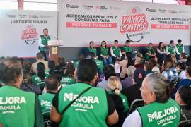 El alcalde Miguel Ángel Riquelme Solís entregó cinco equipos especializados para reforzar las acciones contra vectores transmisores de enfermedades.