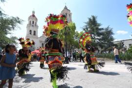 La tradicional Fiesta del Santo Cristo llevó a familias y visitantes a las calles del Centro Histórico de Saltillo, donde también se desarrollaron actividades culturales y comerciales.