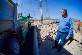 El alcalde Tomás Gutiérrez supervisó el avance de la segunda etapa de rehabilitación del Camino Real del Valle.