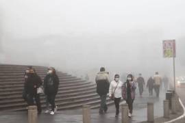 El Servicio Meteorológico Nacional (SMN) advirtió que un nuevo frente frío, en combinación con un ciclón tropical en el Pacífico, provocará un marcado descenso de temperaturas, lluvias intensas, granizo y fuertes rachas de viento en gran parte del país.