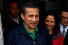 Revocan prisión preventiva a ex presidente de Perú y esposa