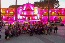 La Presidencia Municipal de Ramos Arizpe se iluminó en color morado como símbolo de la lucha por la igualdad de género.