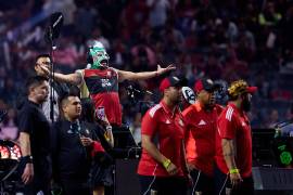 Álex Montiel, conocido como el Escorpión Dorado, encaró a Marc Crosas tras la derrota de Peluche Caligari en la final.