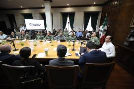 El gobernador Manolo Jiménez Salinas encabezó la reunión de la Mesa de Coordinación Estatal para la Construcción de Paz y Seguridad.