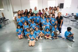 Las actividades incluyeron talleres artísticos, científicos y físicos para estimular la creatividad y el aprendizaje.