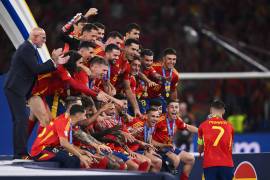 La Finalissima entre España y Argentina, que enfrentará a los campeones de la Eurocopa y la Copa América, podría cambiar de sede luego de que futbolistas españoles pidieran no disputar el partido en Qatar por la situación en Medio Oriente.