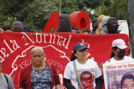 “Pero en realidad estos no tienen nada, no hay respuesta alguna hasta el momento sobre dónde están nuestros hijos”, señalaron