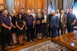 Sheinbaum dijo que se continuará fomentando entre jóvenes la práctica del “rey de los deportes”.