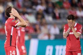 Toluca fue eliminado de la Leagues Cup 2024 tras caer 2-1 ante Colorado Rapids en un encuentro donde la falta de contundencia y un error defensivo resultaron decisivos.