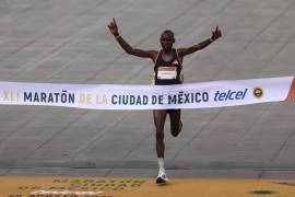 Edwin Kiptoo y Fancy Chemutai, ambos de Kenia, dominaron las categorías varonil y femenil, respectivamente, con tiempos destacados y una celebración llena de emoción y apoyo del público.