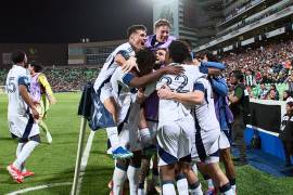 A pesar del gol tempranero de Sergio Canales y un penal en tiempo de compensación convertido por Sergio Ramos, los errores defensivos y la regla del gol de visitante dejaron a los Rayados fuera del torneo.