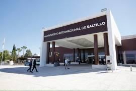 El alcalde señaló que la conectividad aérea del Aeropuerto Internacional de Saltillo coloca a la Región Sureste en una posición estratégica de competitividad, atrayendo inversiones y desarrollo.