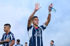 Héctor Moreno puso fin a su carrera profesional después de más de 20 años, durante los cuales jugó en equipos como Pumas UNAM, AZ Alkmaar, Espanyol, AS Roma y Rayados de Monterrey.