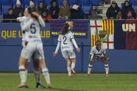 Fridolina Rolfo anotó el gol del Barça en los últimos minutos, pero no fue suficiente para evitar la derrota histórica ante el Levante, que lapidó un gol de Ivonne Chacón.