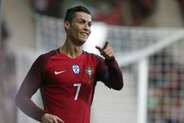 ‘CR7’ y Portugal van por el triunfo ante el anfitrión