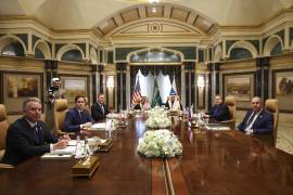 La reunión del martes tuvo como objetivo allanar el camino para una cumbre entre Trump y el presidente ruso, Vladímir Putin. FOTO: