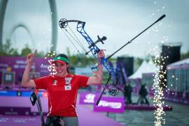 Mariana Bernal logró el oro en Nanjing tras vencer a Andrea Maya Becerra con una flecha perfecta en el desempate.