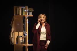 Apuesta. La actriz comparte escenario con Alberto Estrella en una puesta en escena que aborda la educación, la diversidad y las relaciones humanas