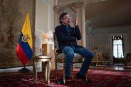 Las autoridades de Estados Unidos investigan presuntos vínculos del mandatario con narcotraficantes y financiamiento ilícito en su campaña presidencial, según informes recientes.