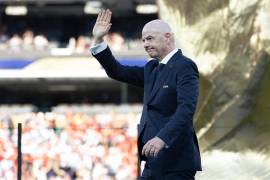 Gianni Infantino retiró el controvertido proyecto después de que UEFA amenazara con abandonar todas las competencias de la FIFA.