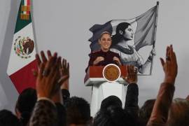Sheinbaum insistió en que la honestidad constituía también una condición para defender los principios de su movimiento y la soberanía nacional.
