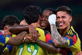 López Beltrán viajó a dicho país del 15 al 29 de julio, días en que fue fotografiado desayunando en el hotel Okura, a tan sólo 7 kilómetros de la nueva residencia de Annex.