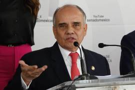 Entrevistado en el Patio del Federalismo, el senador Añorve, sugirió invitar al hijo de Marcelo Ebrard para abordar su estancia en la Embajada de Inglaterra. FOTO: Archivo / Cuartoscuro