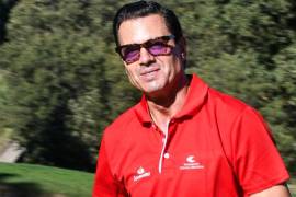 El expresidente mexicano Enrique Peña Nieto, quien reside en Madrid desde hace varios años tras su salida del país norteamericano en 2018, participó este jueves en un torneo de golf para recaudar fondos contra el cáncer de mama celebrado en el campo de golf de la localidad madrileña de San Lorenzo de El Escorial.