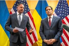 Agentes anticorrupción de Ucrania irrumpieron en su domicilio al amanecer para llevar a cabo una inspección oficial.