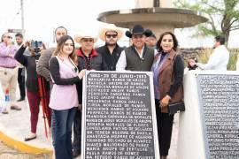 Autoridades reconocieron el papel histórico de las mujeres originarias de Santo Domingo en la fundación del municipio.