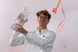 Jannik Sinner levantó el título del Miami Open 2026 tras superar a Jiri Lehecka y completar el histórico Sunshine Double en la gira de pista dura de Estados Unidos.