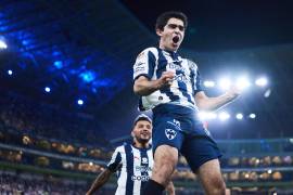 César Garza anotó el gol con el que Rayados superó a Cruz Azul en el Estadio BBVA, durante la Jornada 9 del Apertura 2026.