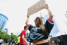 Entre la euforia mundialista, seguidores de la Selección Mexicana coinciden en que los buenos resultados no deben ocultar los problemas que enfrenta el futbol mexicano.